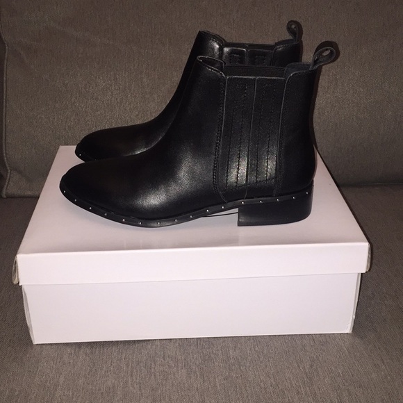 steve madden orchid bootie